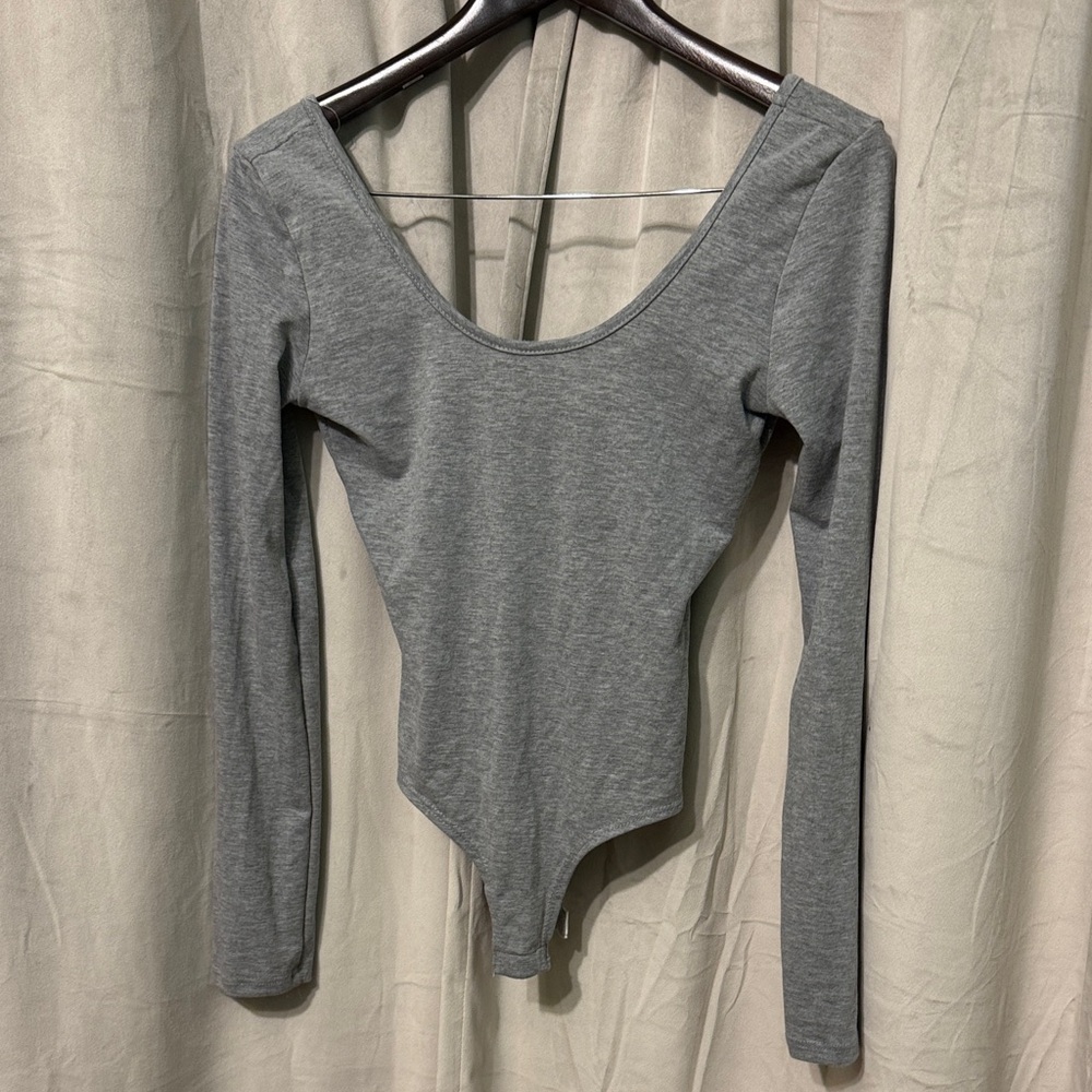 Elegant Gray Long Sleeve Bodysuit